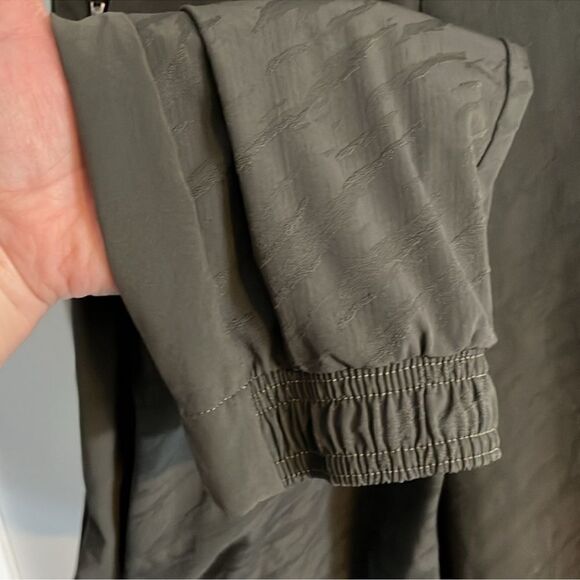 Athleta Brooklyn Textured Jogger Green 10 - Picture 7 of 10